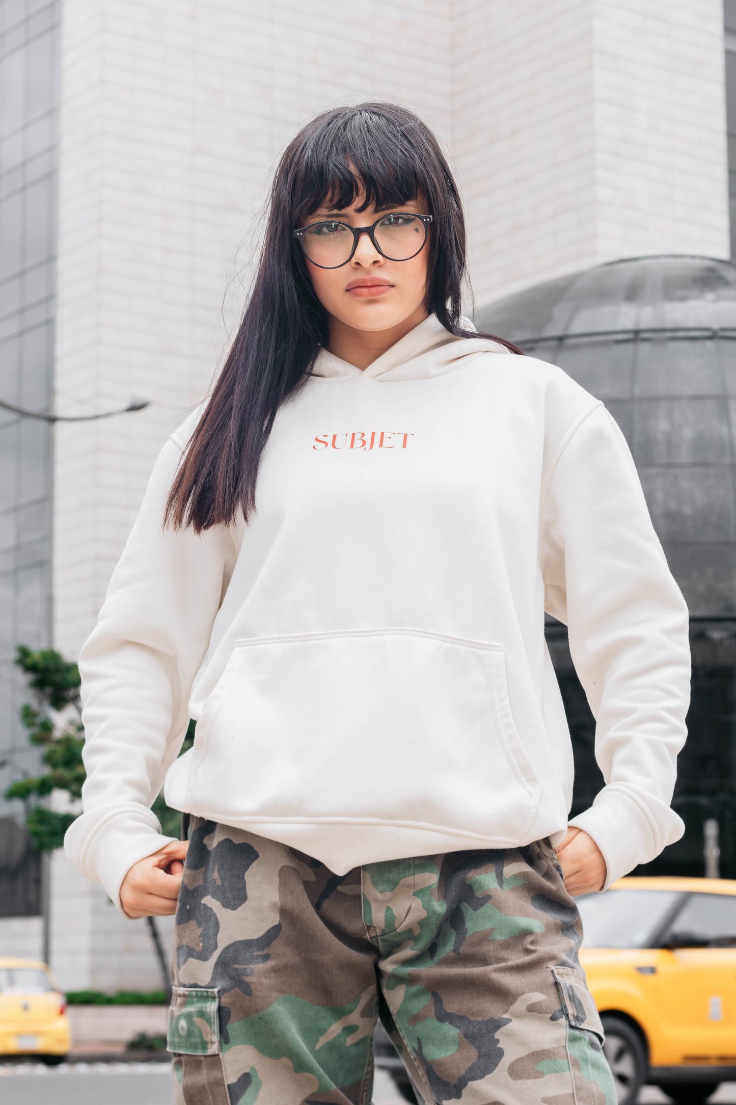 Hoddie de flores blanco